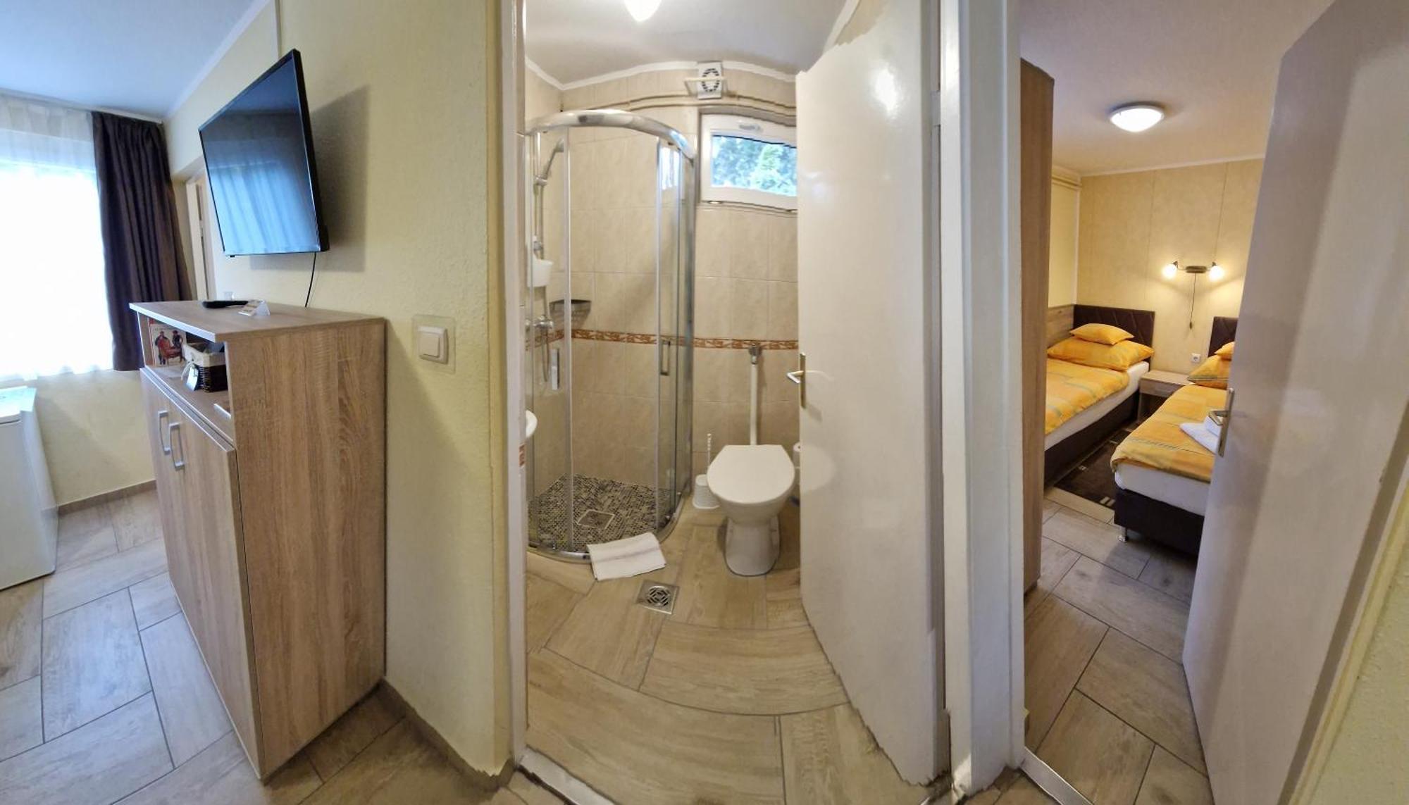 Boglarka Apartmanhaz Mezőkövesd Exterior foto